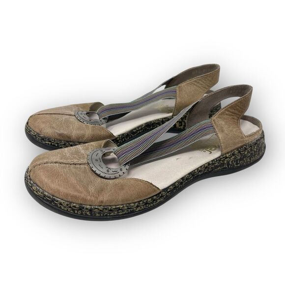Rieker Shoes - Rieker Antistress Brown Closed Toe Daisy Medallion Shoes Women's EU 41 US 9.5